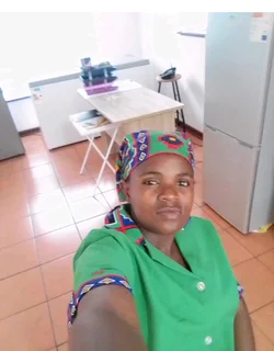 I am looking housekeeping and cleaning  job