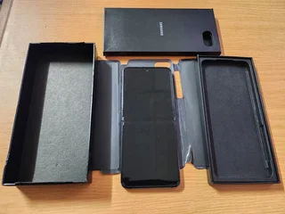 Samsung Z Flip 5