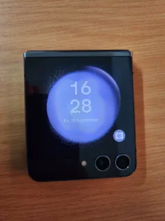 Samsung Z Flip 5