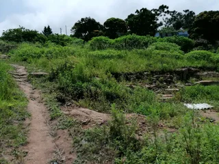 400sqm site available in Village