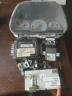 Volvo v40 2l 2002 manual complete lockset