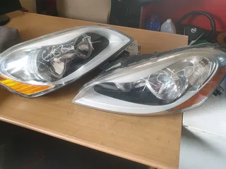 Volvo xc60 headlights