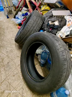 2 good condition tyres for sale