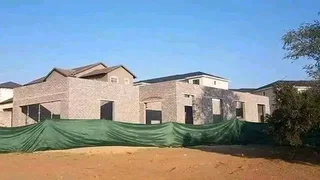 Builders 0617889142