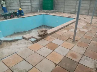 Swimming pool and new buildings 0617889143