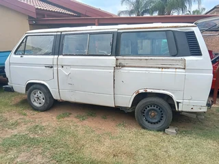 VW combi microbus JT3000 conversion ford V6 engine VW 4 speed gearbox Selling as unit or stripping