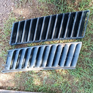 VW microbus vents each R250