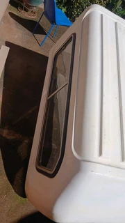 Nissan 1400 canopy