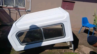Nissan 1400 canopy
