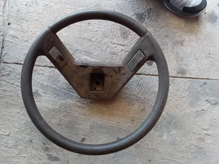 Toyota madanuza steering wheel x2