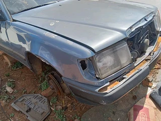 Mercedes-Benz different models stripping for spares