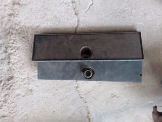 Ford V6 cubby holders 0810639722