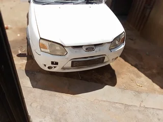 Ford Bantam bakkie stripping for spares 0810639722