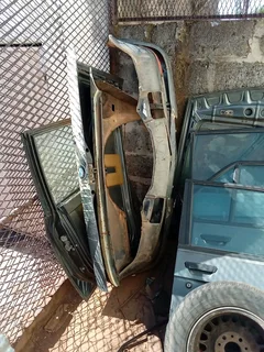 BMW E28 body parts 0810639722