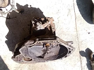 Opel Corsa 1.4/1.6 gearbox 4 in stock