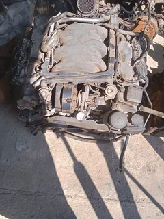Mercedes Benz E320 engine