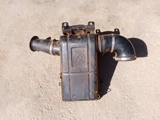 BMW E12 original airbox