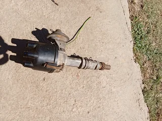 Ford black cap lucas points distributor