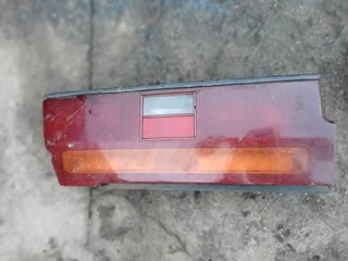 Nissan Sentra box shape right tail light only R750