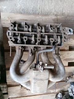 BMW E21 M10 intake manifold with head