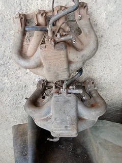 BMW E21 M10 intake manifolds 2 in stock R1500 each