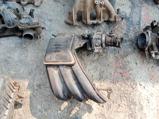 Nissan Micra K13 1.2 intake