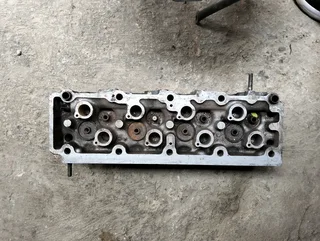 Opel Monza 1.8 cylinder head