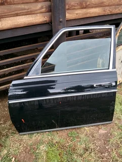 Mercedes Benz 123 series front doors each