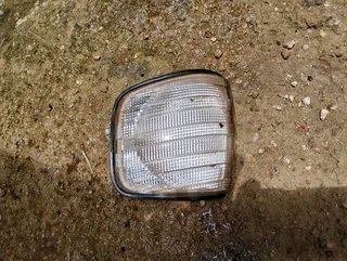 Mercedes Benz 124 left corner light