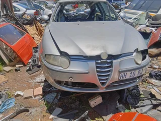 Alfa Romeo 147 2.0 stripping for spares