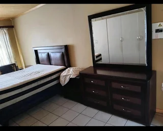 Queen bed set Including Mattress and Base