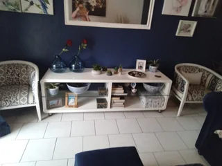 Furniture - Ad posted by Glen Barnett