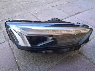 Audi A4/S4/RS4 B9 face-lift right side xenon headlight/head light for sale