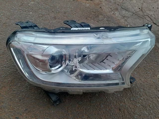 Ford Everest right side headlight/head light for sale