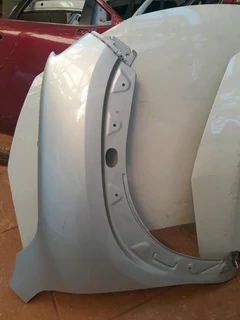 Renault Kwid right side Fender for sale