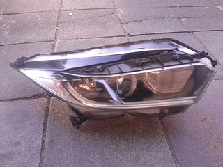 Honda HR-V/HRV right side headlight/head light for sale
