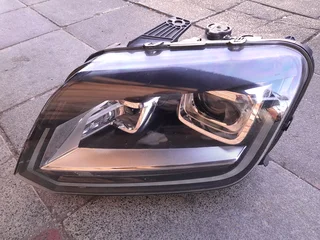 VW Amarok left side xenon headlight/head light for sale
