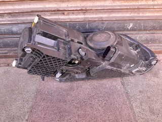 VW Tiguan left side xenon headlight/head light for sale