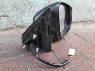 Nissan Navara right side view Mirror for sale