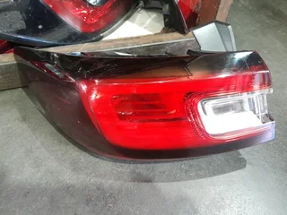 Renault Clio 4 (iv) left side LED tail light for sale