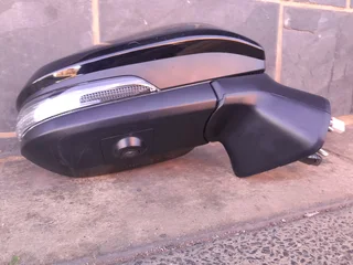 Toyota Corolla Cross right side view Mirror for sale