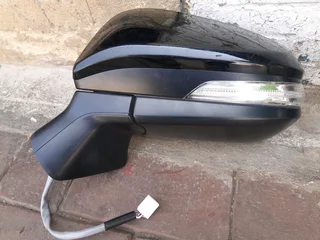 Toyota Corolla Cross left side view Mirror for sale