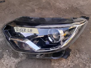 Renault Triber leftt side headlamp/head lamp for the