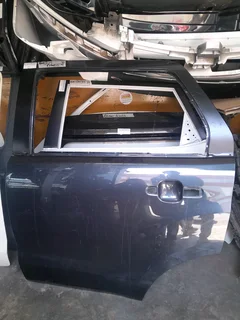 VW Amarok left rear Door for sale