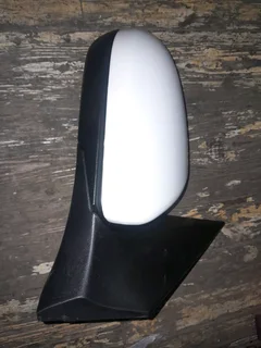 Hyundai i20 right side view Mirror for sale