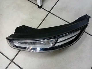 Hyundai Venue left side top headlight/head light for sale