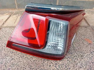 Lexus ES 250/ES250 right side LED tail light for sale
