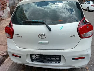 Toyota Vitz stripping for spares (parts) for sale