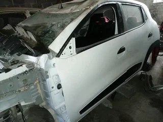 Renault Kwid left front and rear Door for sale