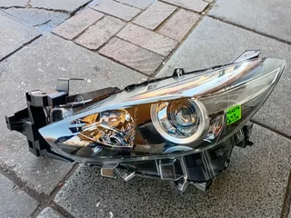 Mazda3/Mazda 3 left side headlight/head light for sale